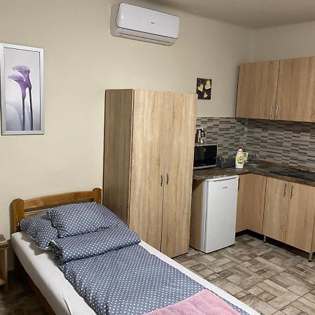 Levendula Vendeghaz Appartement Hajduboszormeny Buitenkant foto