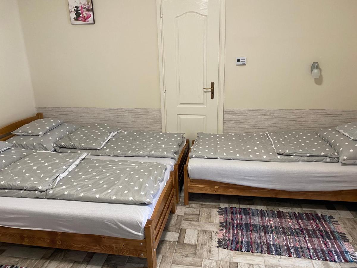 Levendula Vendeghaz Appartement Hajduboszormeny Buitenkant foto
