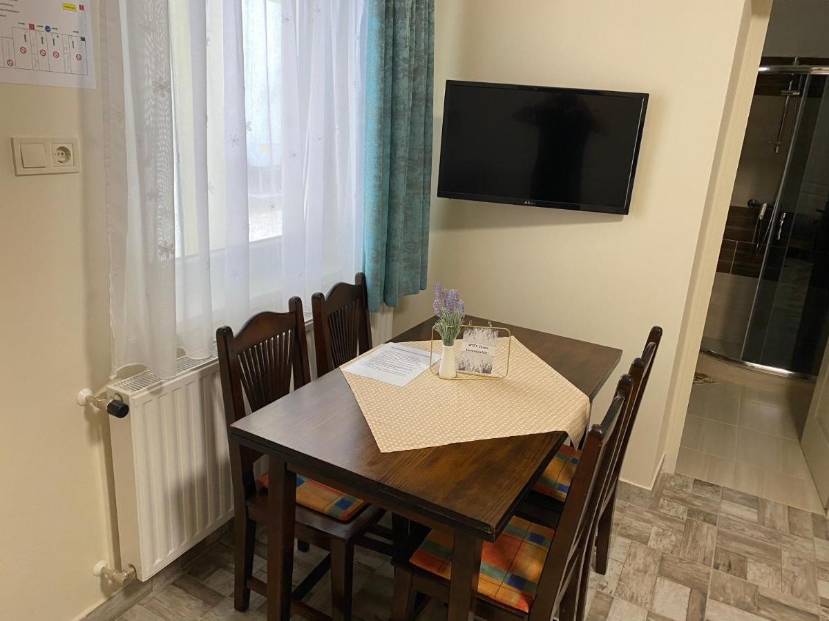 Levendula Vendeghaz Appartement Hajduboszormeny Buitenkant foto