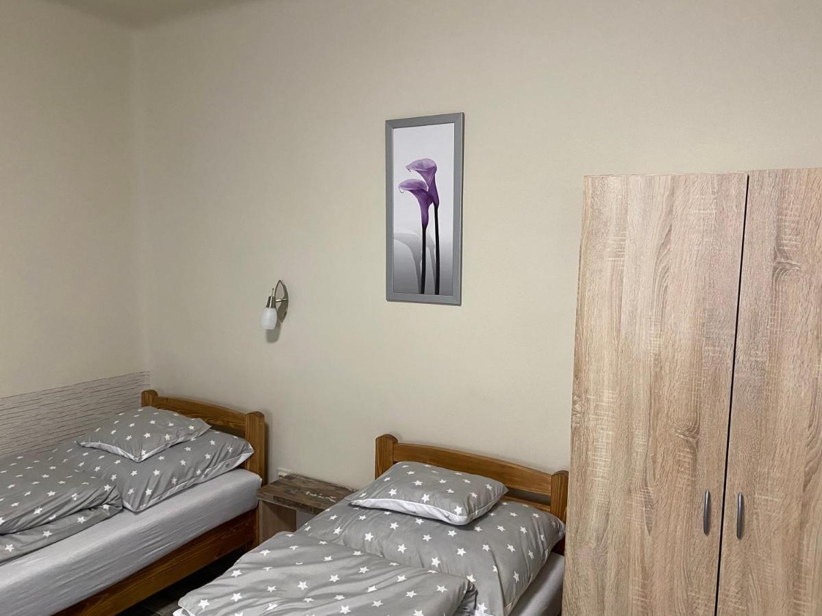Levendula Vendeghaz Appartement Hajduboszormeny Buitenkant foto