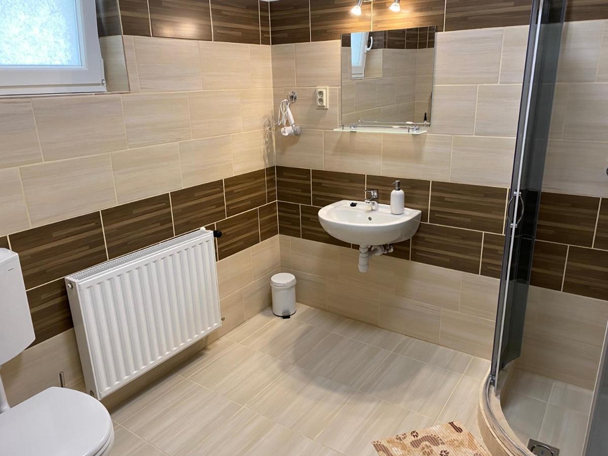 Levendula Vendeghaz Appartement Hajduboszormeny Buitenkant foto
