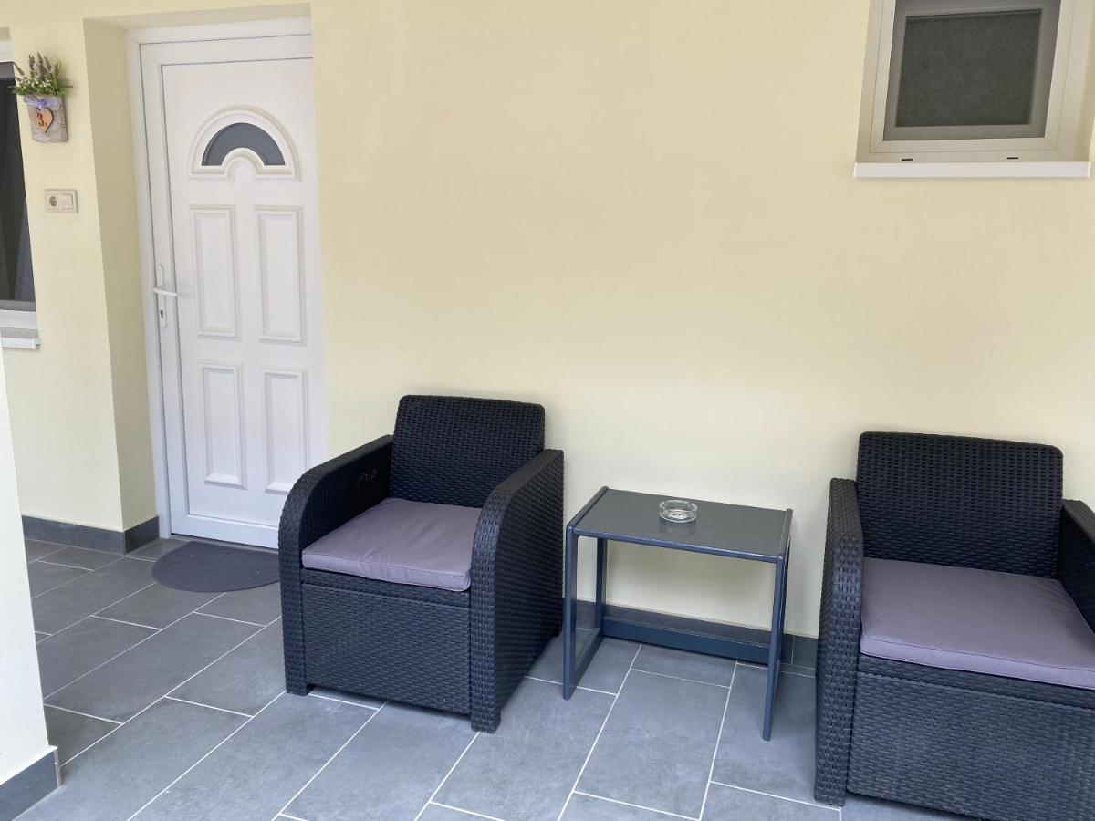 Levendula Vendeghaz Appartement Hajduboszormeny Buitenkant foto