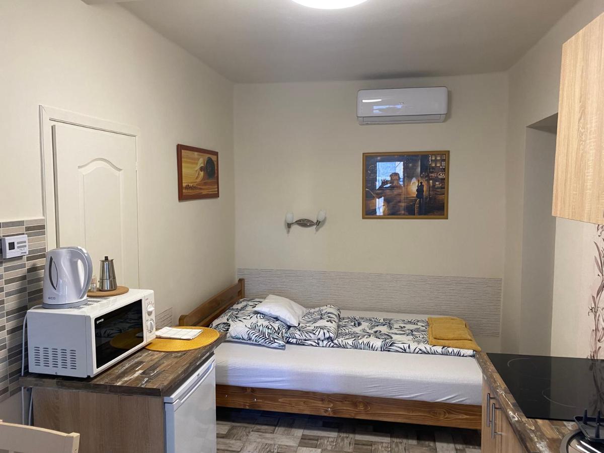 Levendula Vendeghaz Appartement Hajduboszormeny Buitenkant foto