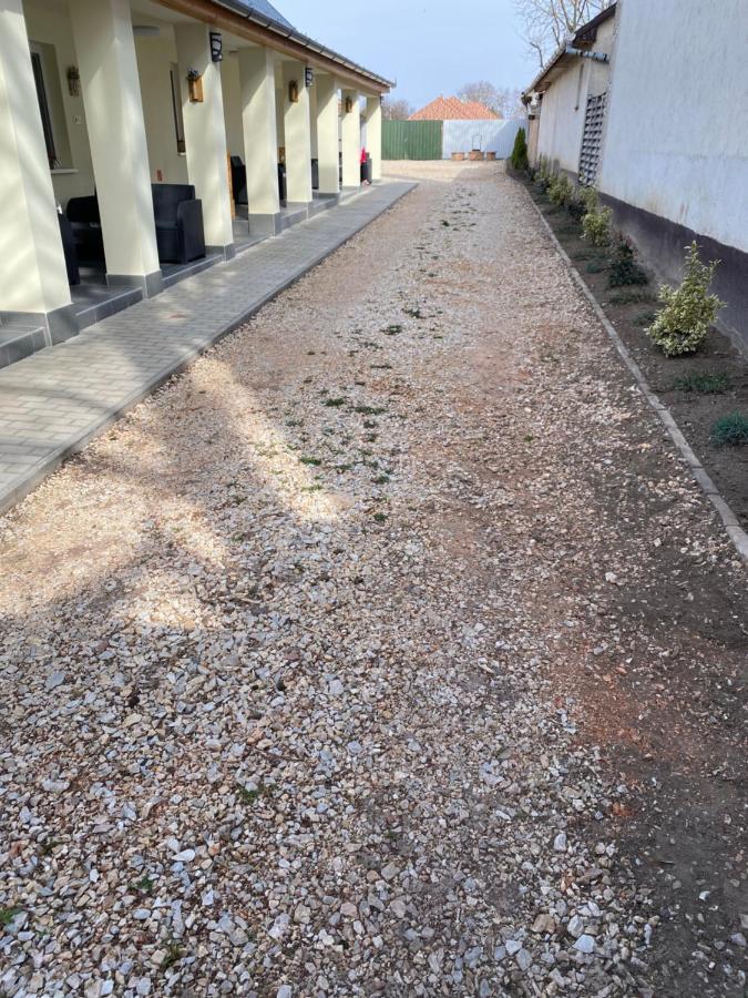 Levendula Vendeghaz Appartement Hajduboszormeny Buitenkant foto