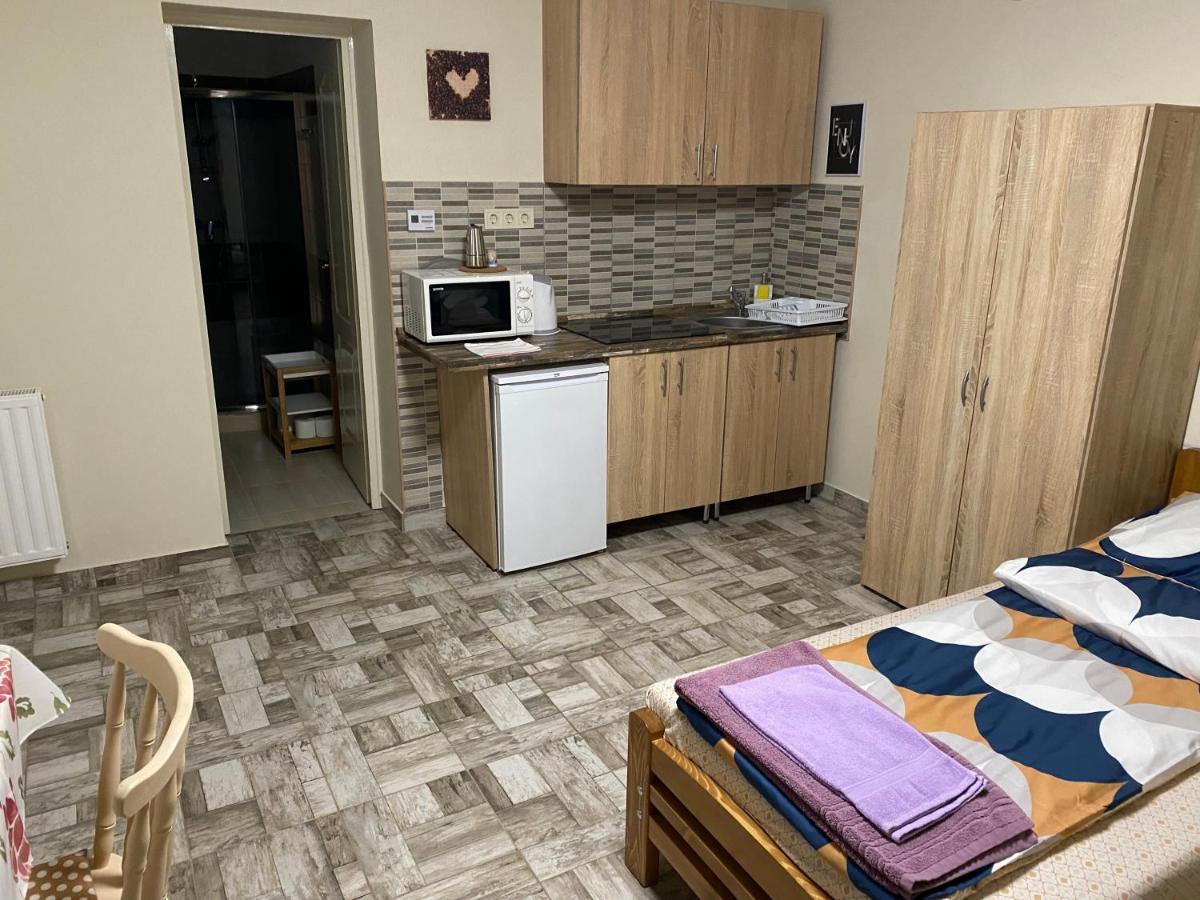 Levendula Vendeghaz Appartement Hajduboszormeny Buitenkant foto